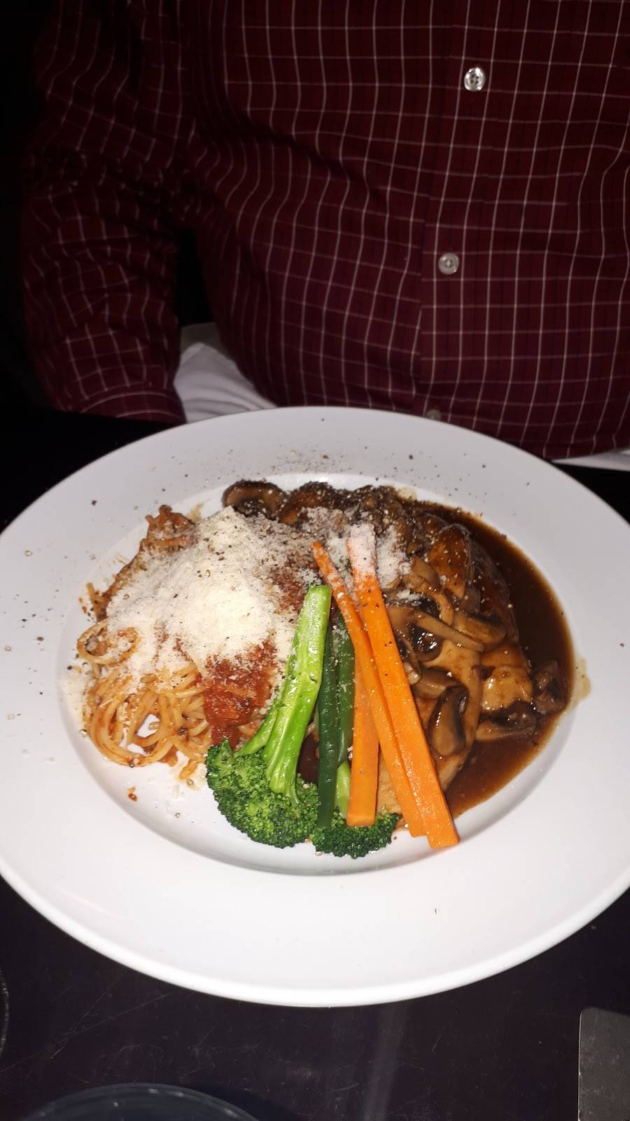 Napolis Café | restaurant | 1300 Stittsville Main St, Stittsville, ON K2S 1A3, Canada | 6138367722 OR +1 613-836-7722