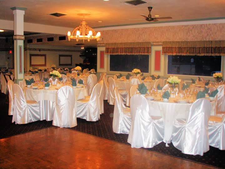 Lancellottas Banquet Restaurant | meal takeaway | 1113 Charles St, North Providence, RI 02904, USA | 4017236900 OR +1 401-723-6900