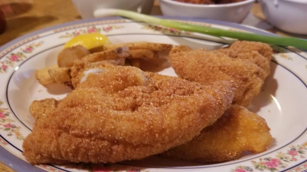 Catfish Kitchen Restaurant | restaurant | 136 Teal Run Cir, Benton, KY 42025, USA | 2703627306 OR +1 270-362-7306