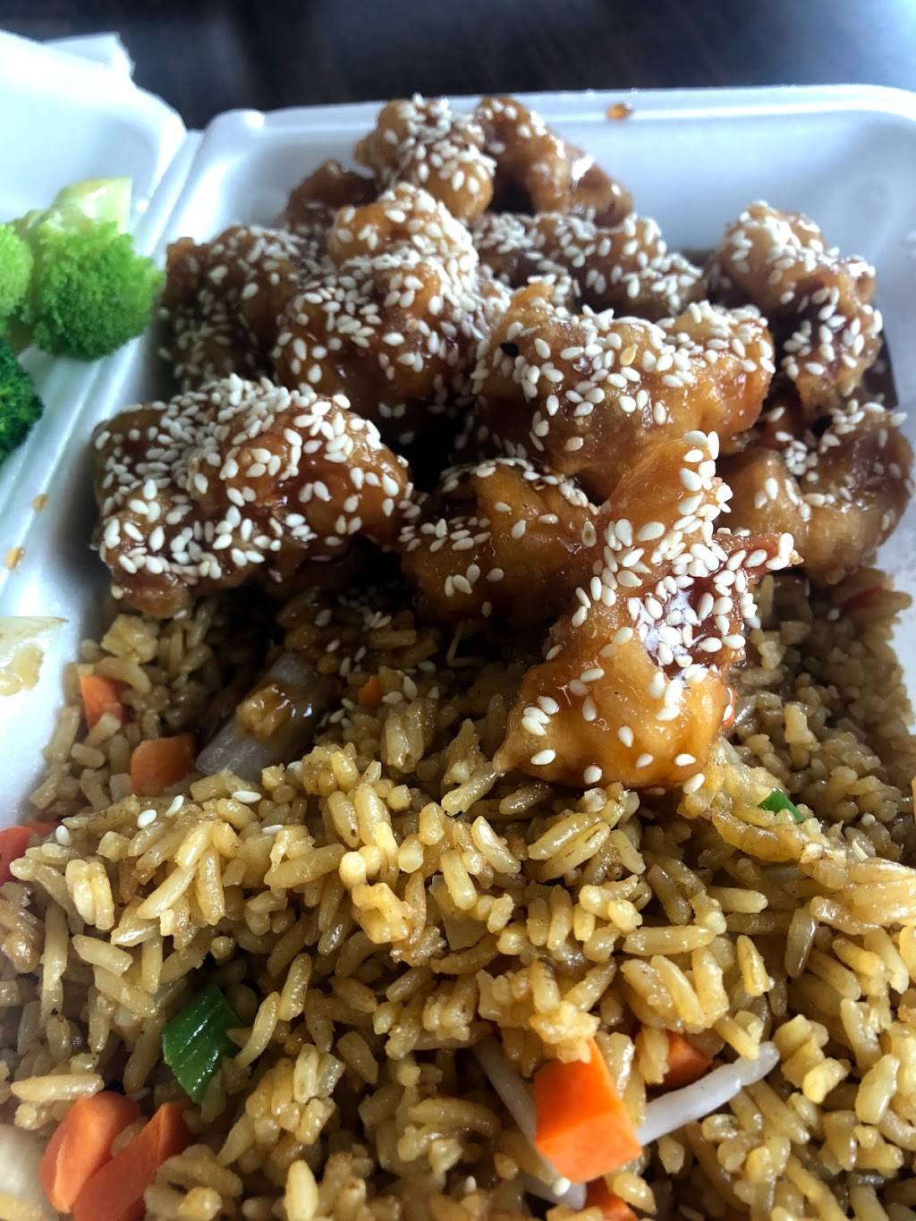 China House | restaurant | 331 Spring Garden St, Philadelphia, PA 19123, USA | 2159252398 OR +1 215-925-2398