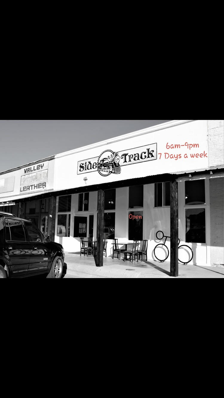 Side Track Restaurant | restaurant | 190 Clover St, Caliente, NV 89008, USA | 7757263164 OR +1 775-726-3164