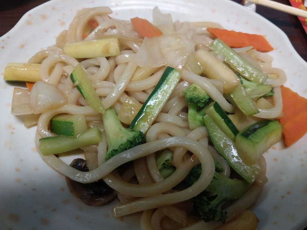 Oishi Japanese Express | restaurant | 1706 N Locust Ave, Lawrenceburg, TN 38464, USA | 9312446772 OR +1 931-244-6772