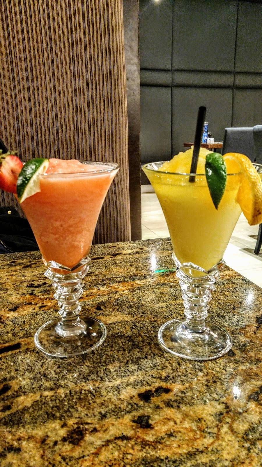 The Pickle Barrel | restaurant | 17215 Yonge St, Newmarket, ON L3Y 5L8, Canada | 9052357444 OR +1 905-235-7444