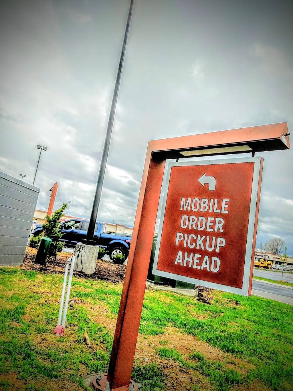 Chipotle Mexican Grill | restaurant | 5252 Detroit Rd, Sheffield, OH 44035, USA | 4409340659 OR +1 440-934-0659