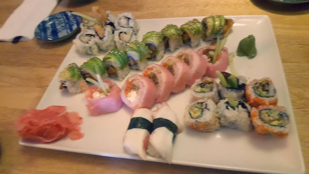Sushi Boat | restaurant | 4971 Main St #3, Manchester Center, VT 05255, USA | 8023661888 OR +1 802-366-1888