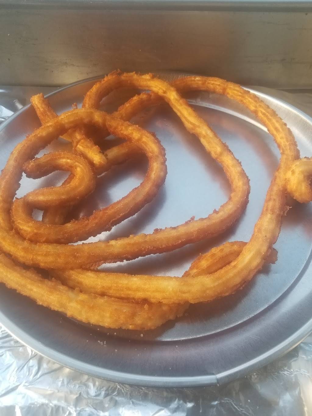 Los Dos Gallos | restaurant | 5901 International Blvd, Oakland, CA 94621, USA | 4153686368 OR +1 415-368-6368