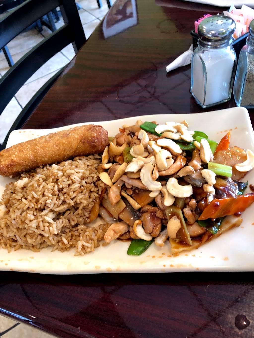 Speedy Wok | restaurant | 11122 N Rockwell Ave, Oklahoma City, OK 73162, USA | 4057213559 OR +1 405-721-3559