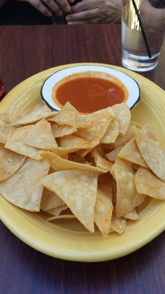 El Condor | restaurant | 3701 Sunset Blvd, Los Angeles, CA 90026, USA | 3236604500 OR +1 323-660-4500