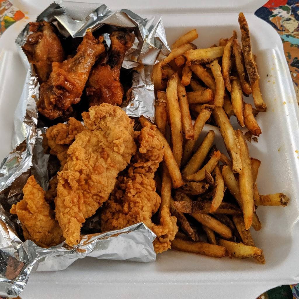 Uncle Charleyz | restaurant | 403 Opelika Rd, Auburn, AL 36830, USA | 3342091605 OR +1 334-209-1605