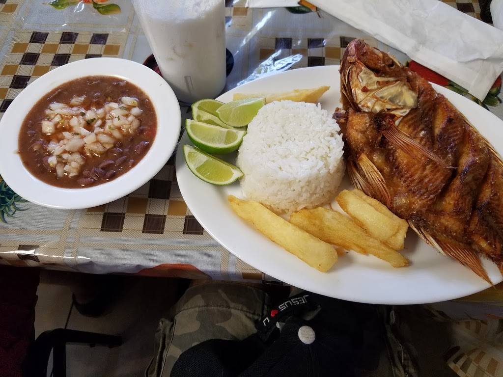 Curramba Restaurant | restaurant | 1928 W 60th St, Hialeah, FL 33012, USA | 3055576085 OR +1 305-557-6085