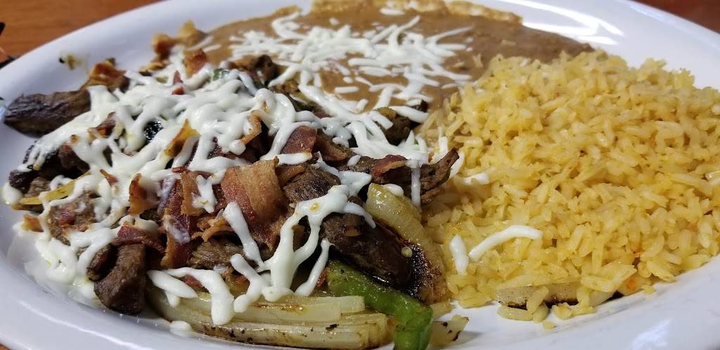 El Molcajetes | restaurant | 901 10th St E, Palmetto, FL 34221, USA | 9417231333 OR +1 941-723-1333