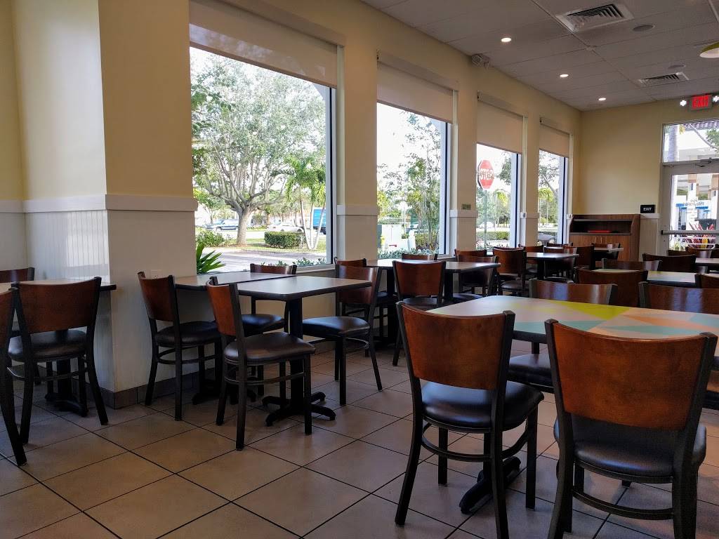 Pollo Tropical | restaurant | 5450 N University Dr, Coral Springs, FL 33067, USA | 9546882209 OR +1 954-688-2209