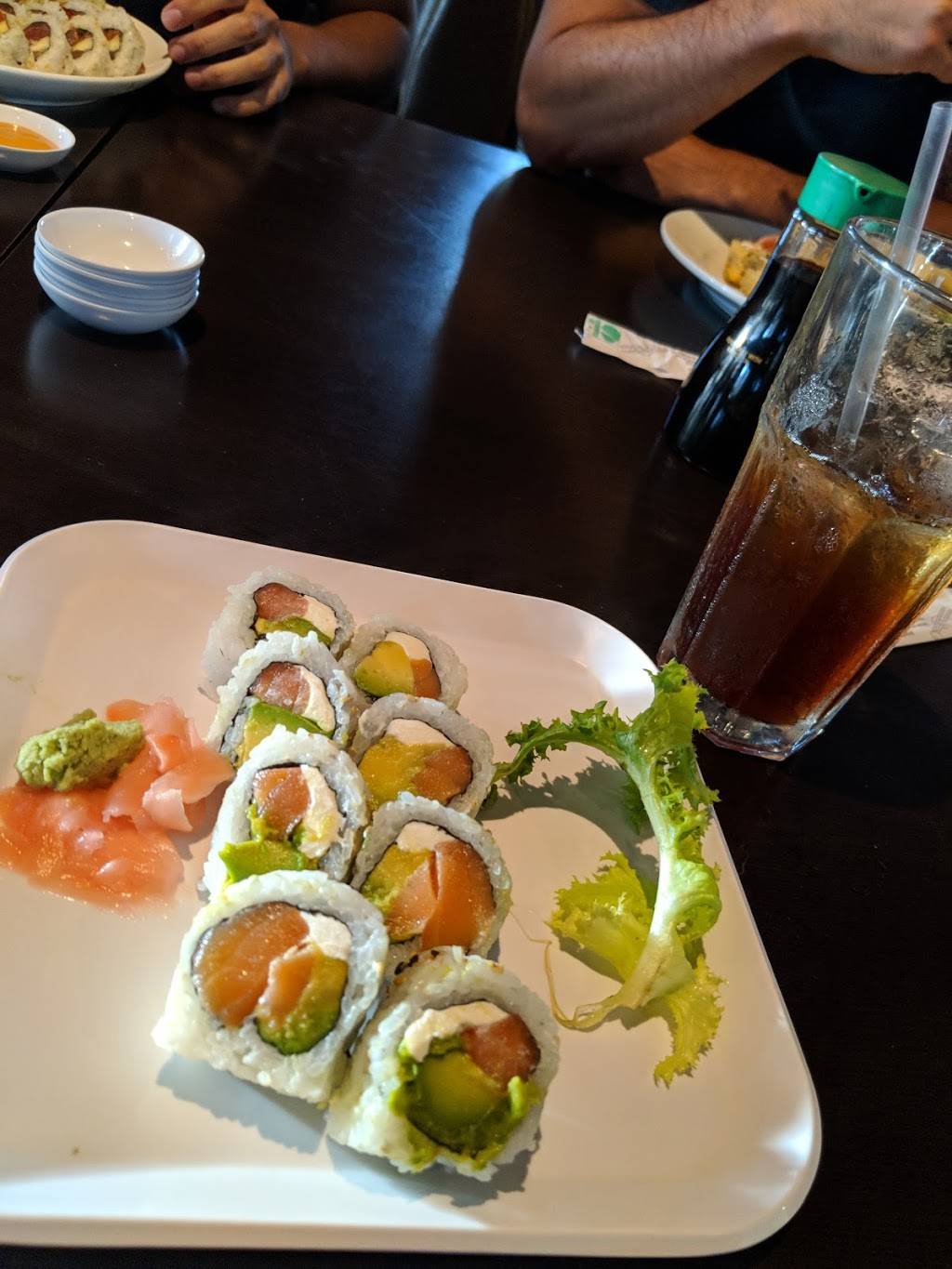 Arigato Sushi Restaurant | restaurant | 1560 Semoran N Cir, Winter Park, FL 32792, USA | 4077408018 OR +1 407-740-8018