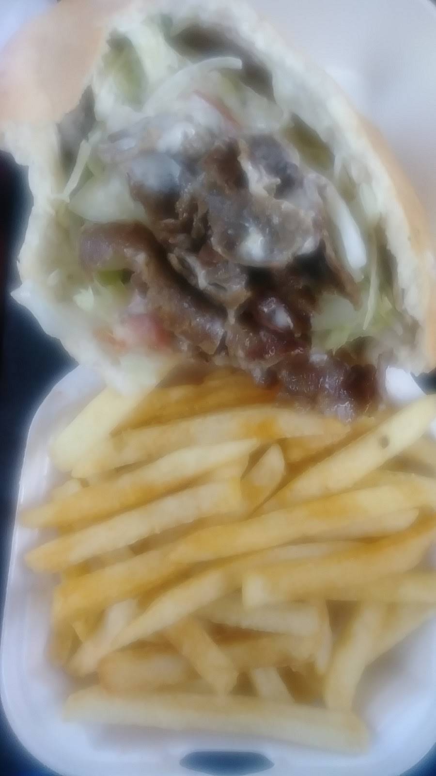 Chicago Style Gyros | restaurant | 2804 Gallatin Pike #3713, Nashville, TN 37216, USA | 6156509797 OR +1 615-650-9797