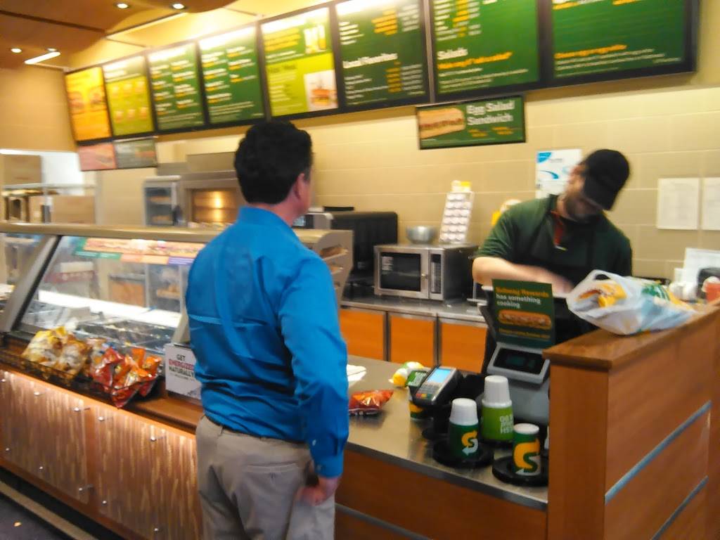 Subway Restaurants | restaurant | 780 Community Dr Suite 8, North Liberty, IA 52317, USA | 3196265800 OR +1 319-626-5800