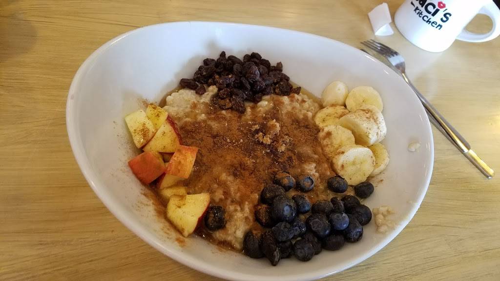 Bacis Kitchen- Cafe and Pizzeria | restaurant | 2990 N Perryville Rd #1100, Rockford, IL 61114, USA | 8153296922 OR +1 815-329-6922