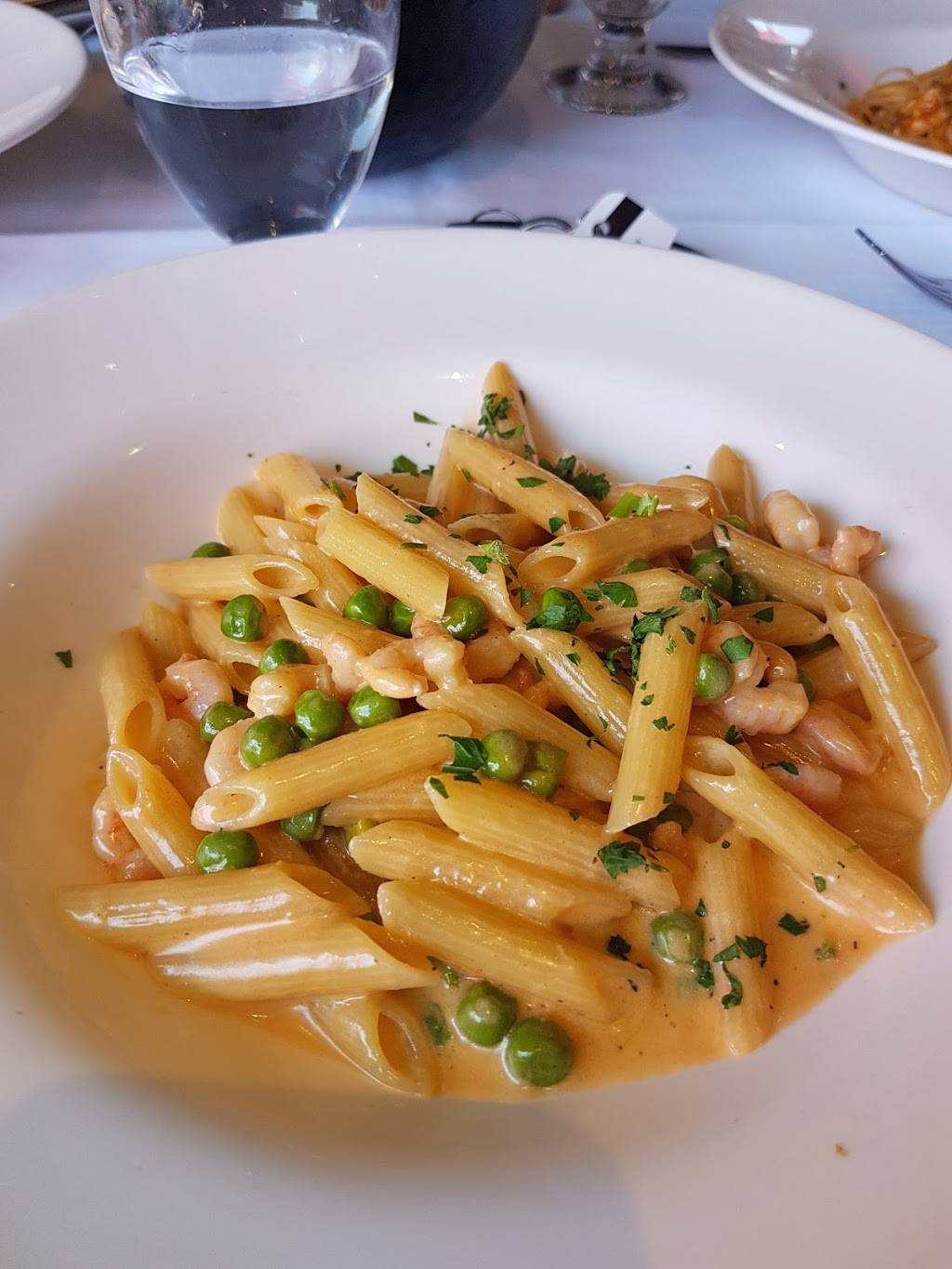 Taormina lounge | restaurant | 2530 Boulevard Saint-Joseph, Lachine, QC H8S 2N9, Canada | 5146345548 OR +1 514-634-5548