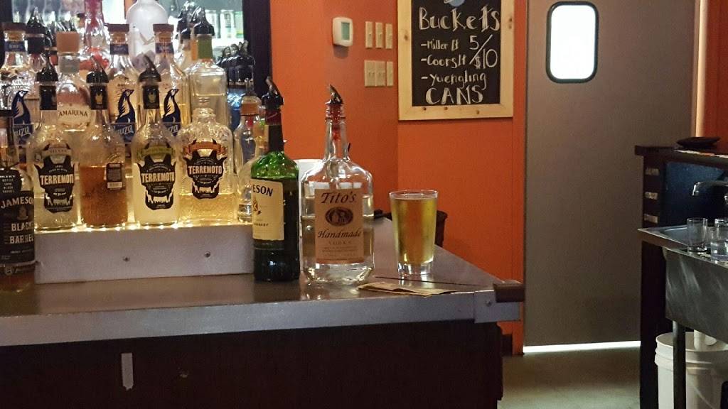 Two Bucks - Middleburg Heights | restaurant | 18336 Bagley Rd, Middleburg Heights, OH 44130, USA | 4402348344 OR +1 440-234-8344