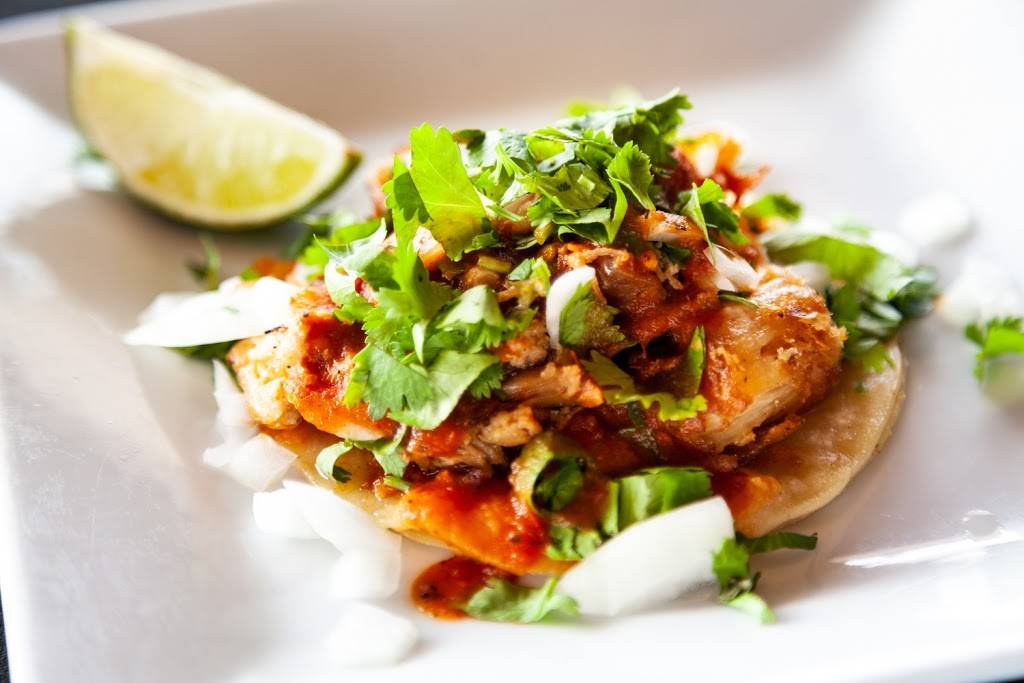 Linos Mexican Cuisine | restaurant | 2911 Taft Hwy, Bakersfield, CA 93313, USA | 6613817612 OR +1 661-381-7612