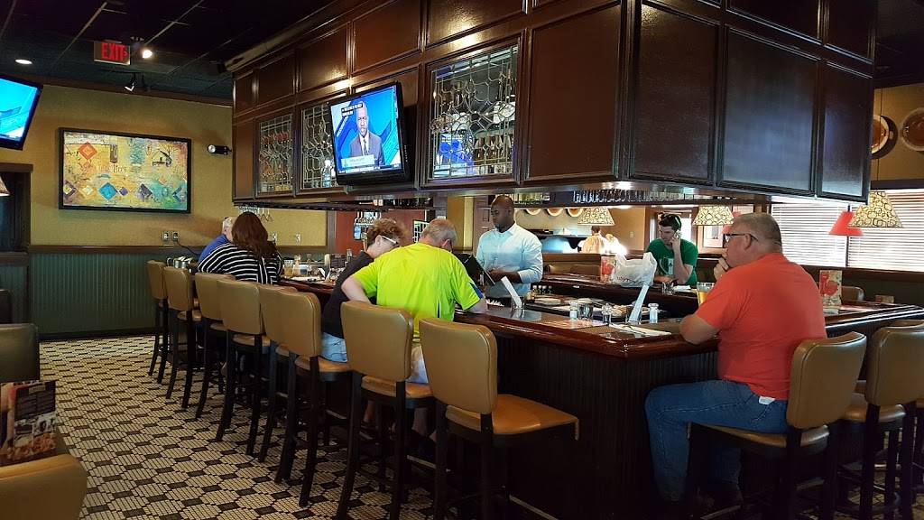 Ruby Tuesday | restaurant | 1953 Savannah Hwy, Charleston, SC 29407, USA | 8437635110 OR +1 843-763-5110