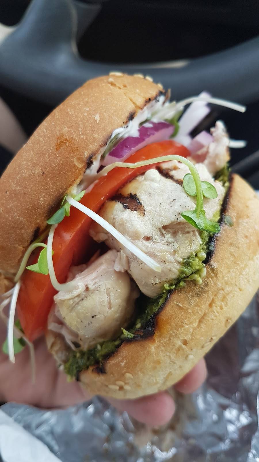 The Lil Organic Kitchen (P) | restaurant | 1618 Dundas St E, Whitby, ON L1N 8Y8, Canada | 9052406067 OR +1 905-240-6067