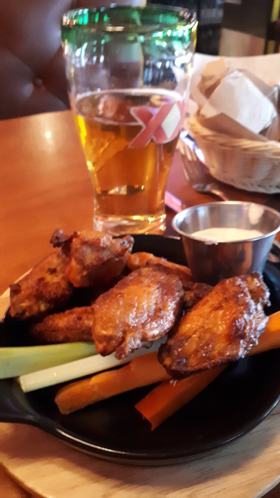 La Cage - Brasserie sportive | restaurant | 4210 Boulevard des Forges, Trois-Rivières, QC G8Y 1W3, Canada | 8193761537 OR +1 819-376-1537