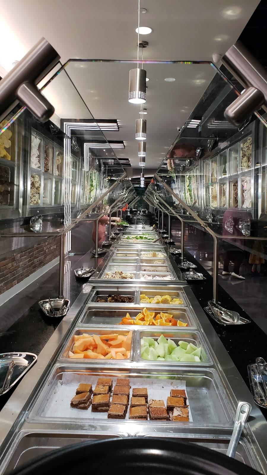 Boiling World | restaurant | 4431 Ontario Mills Pkwy, Ontario, CA 91764, USA | 9094810098 OR +1 909-481-0098