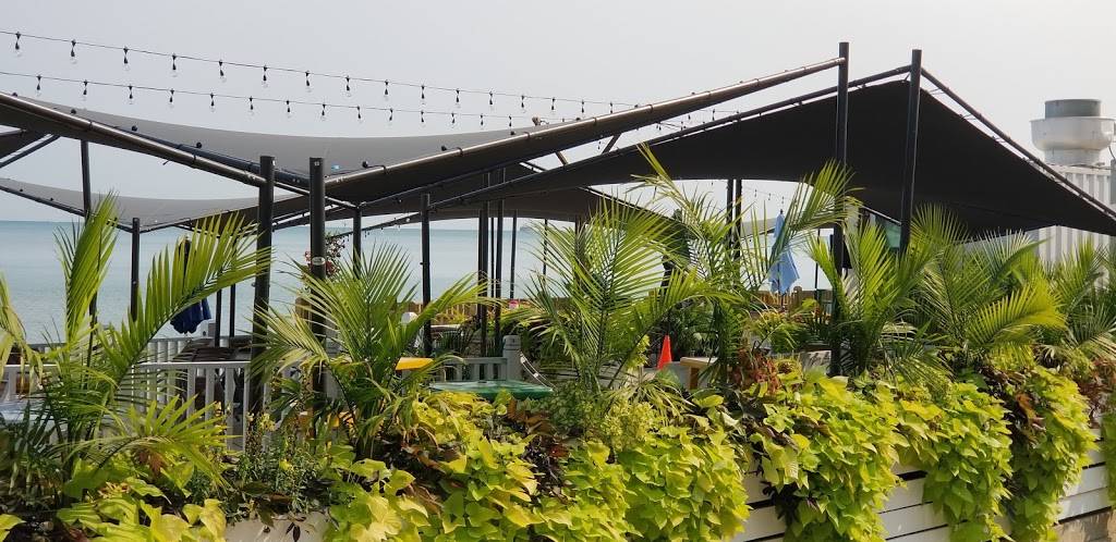 Whispers at Oak Street Beach | restaurant | 1001 N Lake Shore Dr, Chicago, IL 60611, USA | 3125220358 OR +1 312-522-0358