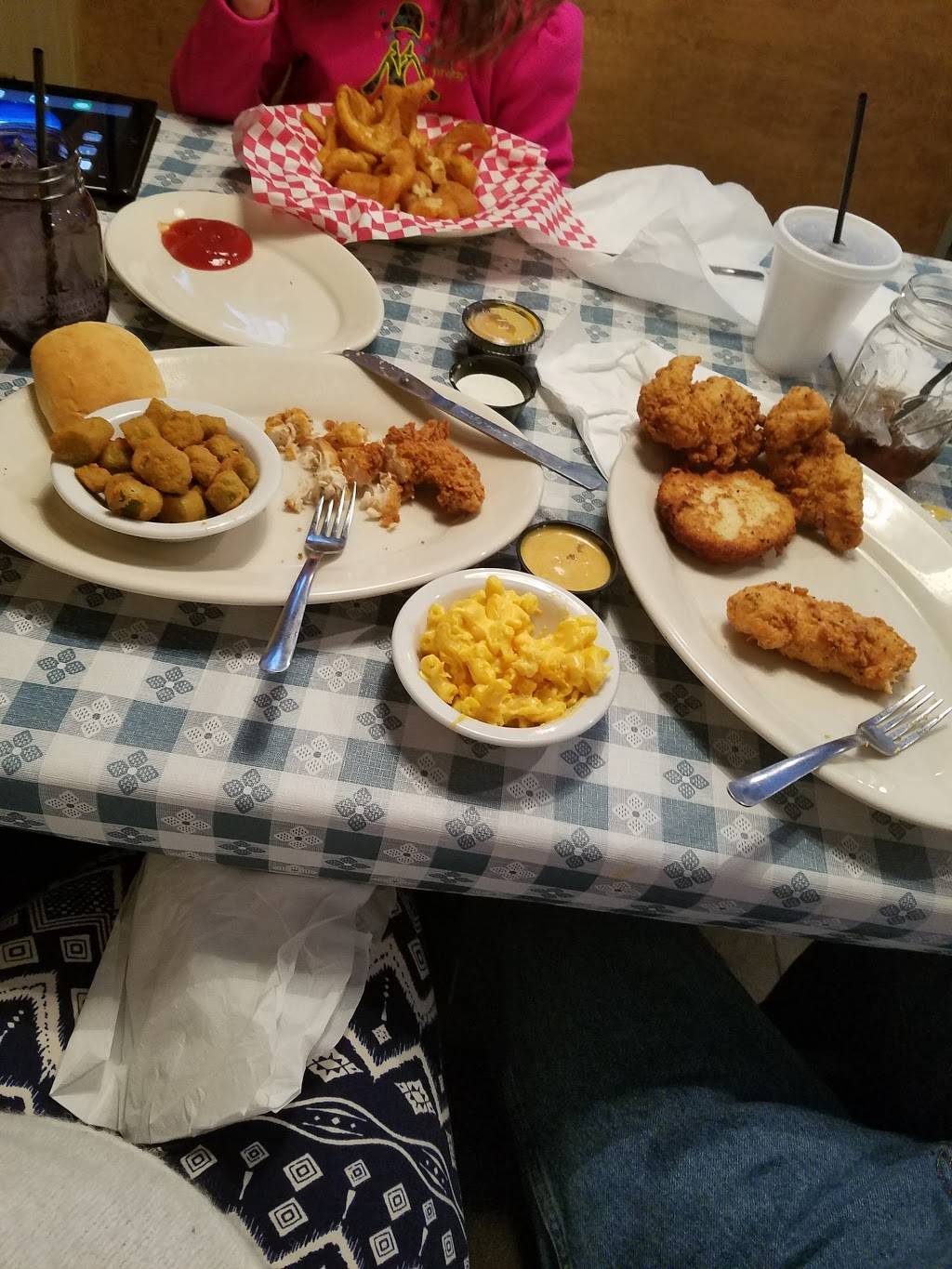 The Mason Jar | restaurant | 1936 S College St, Auburn, AL 36832, USA | 3347340270 OR +1 334-734-0270