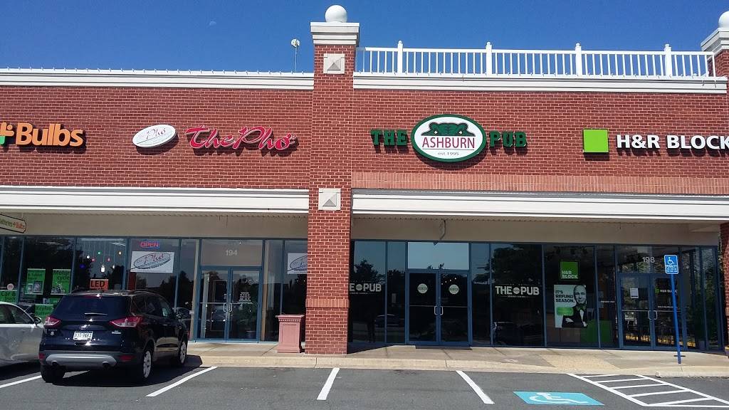 Pho Factory | restaurant | 44110 Ashburn Village Blvd #194, Ashburn, VA 20147, USA | 7038589100 OR +1 703-858-9100