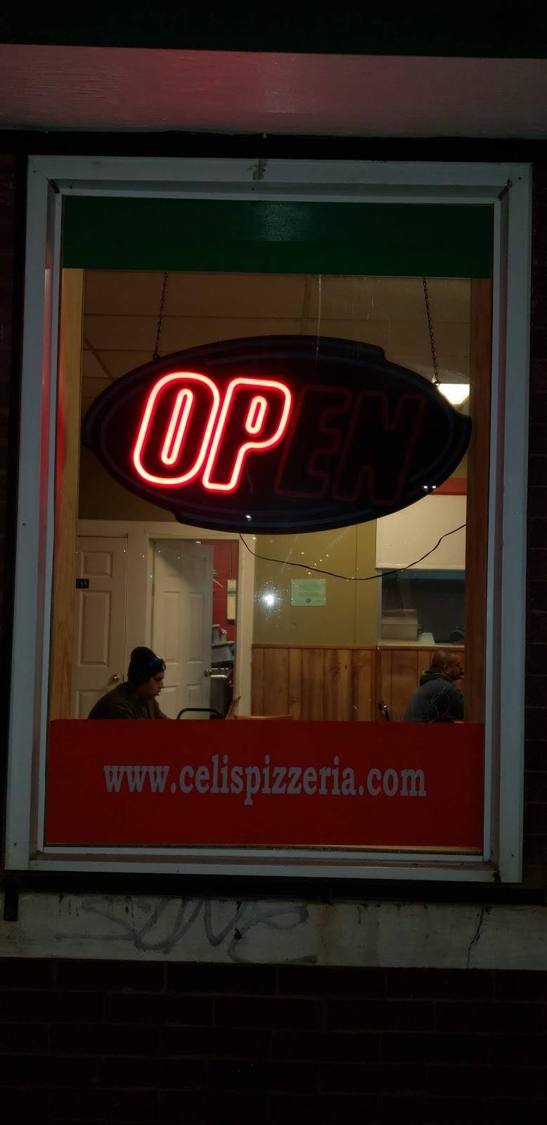 Celis Pizzeria | restaurant | 2605 S Kostner Ave, Chicago, IL 60623, USA | 7735426345 OR +1 773-542-6345