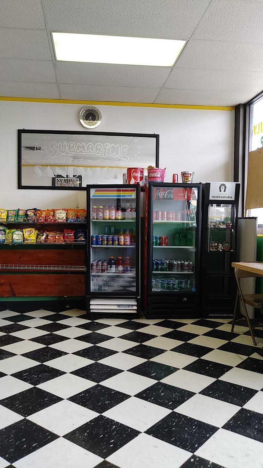 Mr Submarine | meal takeaway | 3313 Mangum Rd, Houston, TX 77092, USA | 7136831907 OR +1 713-683-1907