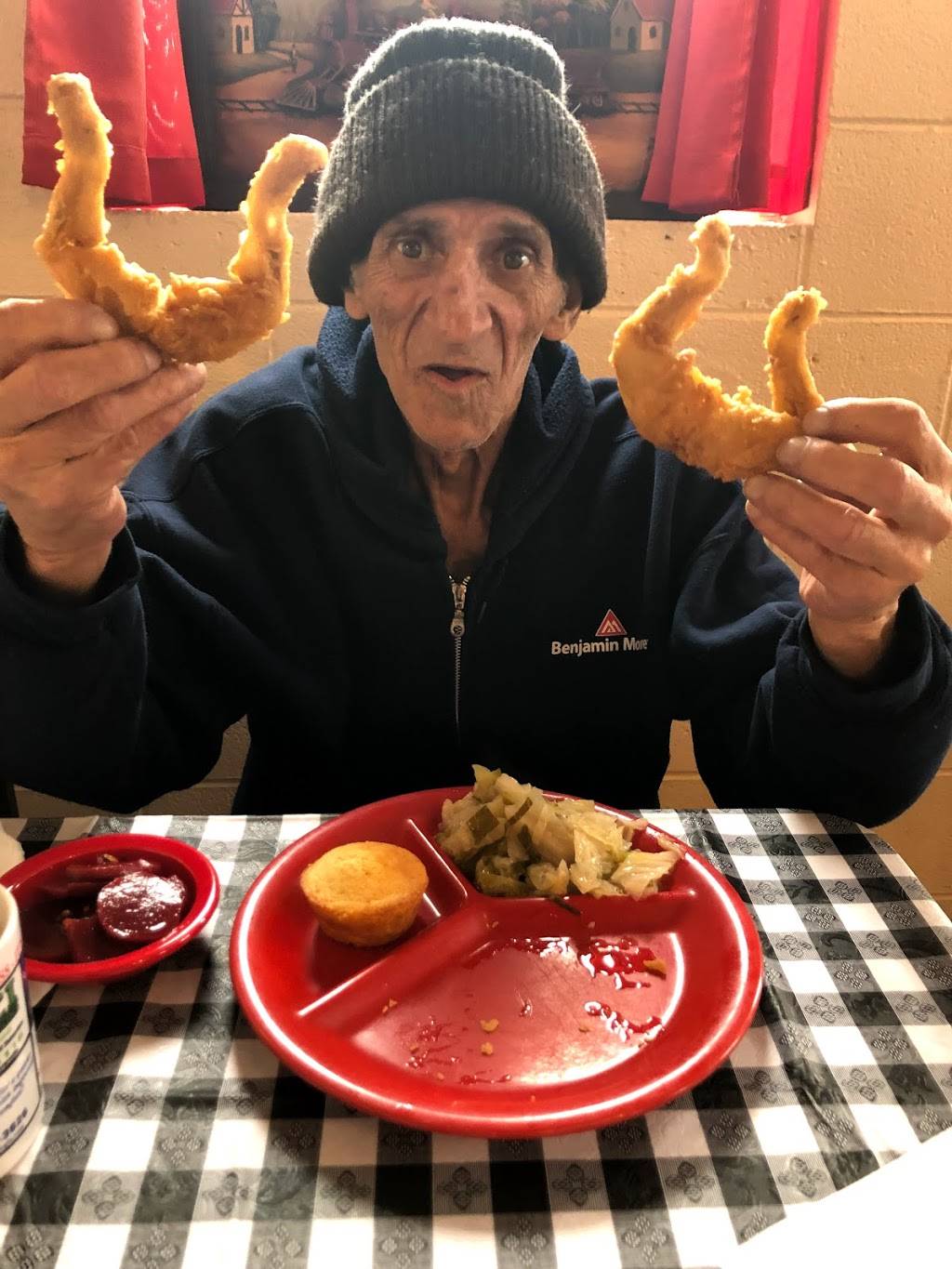 Whistle Stop Express | restaurant | 300 S Tennessee St, Cartersville, GA 30120, USA | 7703866462 OR +1 770-386-6462