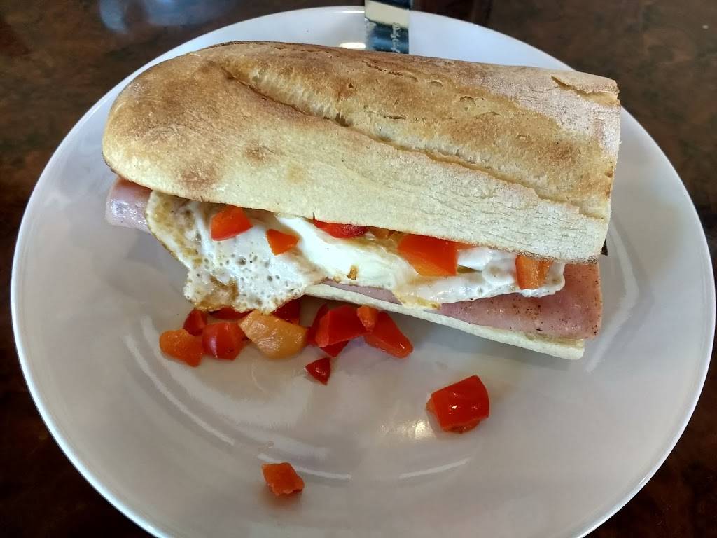 Le Cafe De Paris | cafe | 5170 Dr Phillips Blvd, Orlando, FL 32819, USA | 4072932326 OR +1 407-293-2326