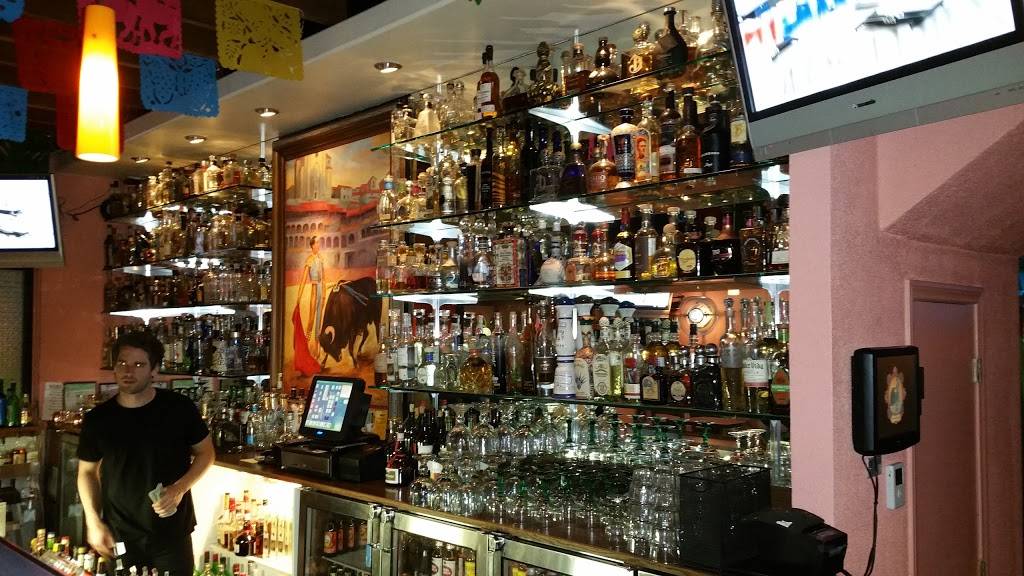 El Matador | restaurant | 1768 Newport Blvd, Costa Mesa, CA 92627, USA | 9496450324 OR +1 949-645-0324