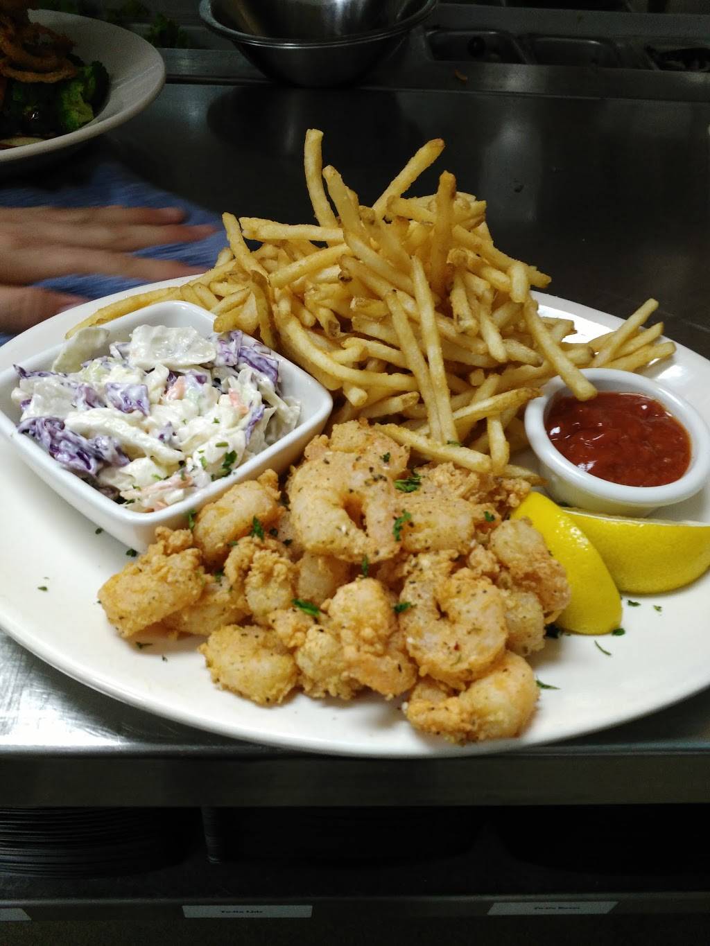 BJs Restaurant & Brewhouse | restaurant | 2951 Cold Spring Dr, New Braunfels, TX 78130, USA | 8306201400 OR +1 830-620-1400