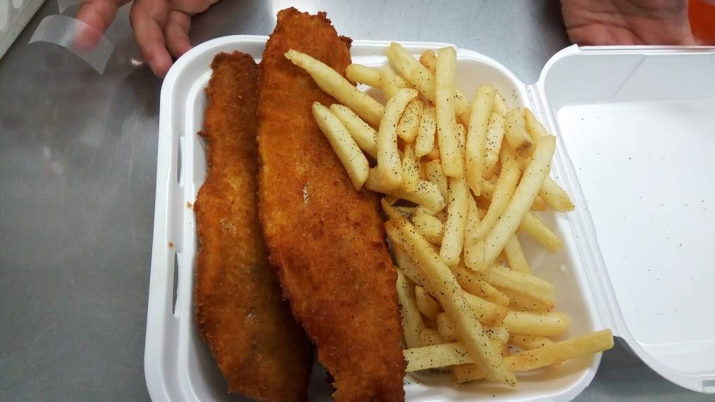 Erdman Seafood & Chicken | restaurant | 3913 Erdman Ave, Baltimore, MD 21213, USA | 4106751906 OR +1 410-675-1906