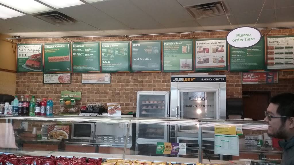 Subway | restaurant | 2359 W Monroe St, Springfield, IL 62704, USA | 2175464440 OR +1 217-546-4440