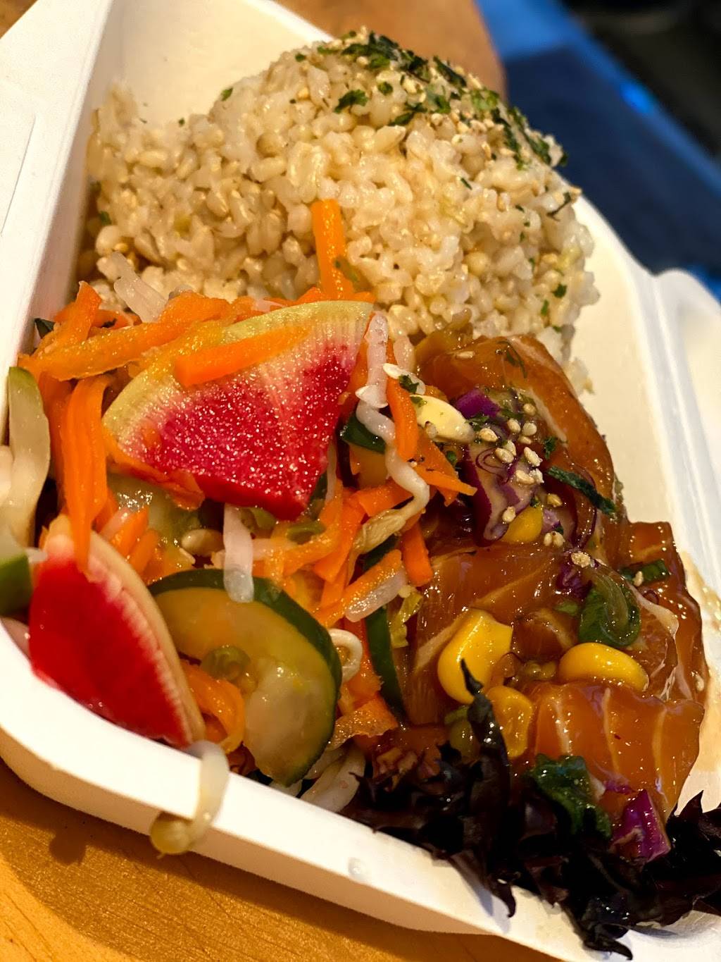 POKE by Love Art | restaurant | 103 Beverly St, Boston, MA 02114, USA | 6175880889 OR +1 617-588-0889