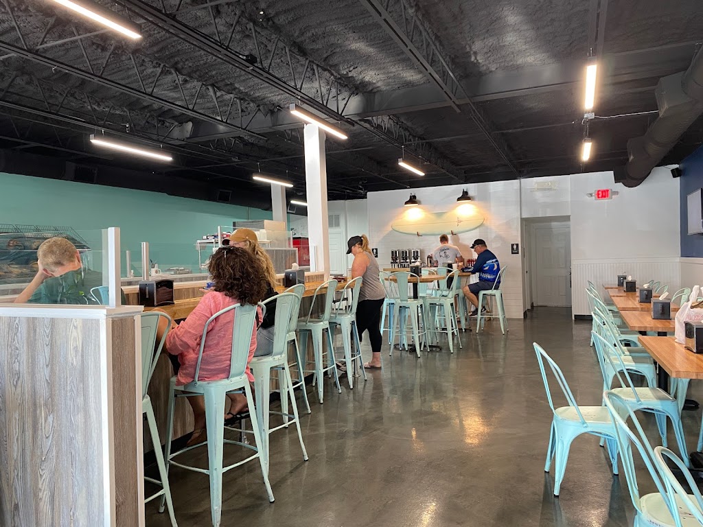 Salty Bagel and Grill | restaurant | 1124 Florida A1A, Satellite Beach, FL 32937, USA | 3216225733 OR +1 321-622-5733