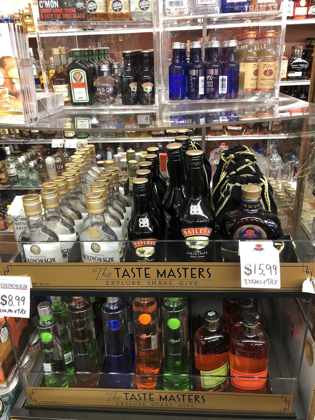 Ez Mart Liquor | restaurant | 40444 CA-41, Oakhurst, CA 93644, USA | 5596837737 OR +1 559-683-7737