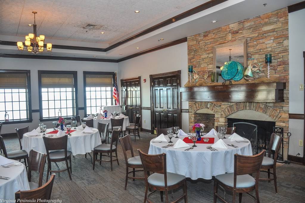 Riverwalk Restaurant | restaurant | 323 Water Street A-1, Yorktown, VA 23690, USA | 7578751522 OR +1 757-875-1522