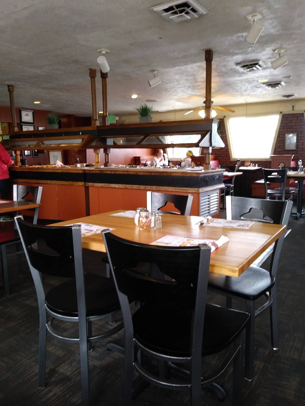 Pizza Hut | restaurant | 2703 S Madison St, Muncie, IN 47302, USA | 7657414140 OR +1 765-741-4140