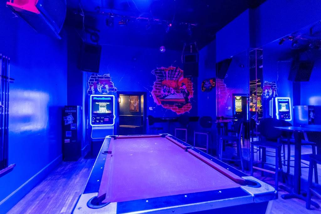 Metro Nightclub & Restaurant | night club | 707 Massachusetts Ave, Indianapolis, IN 46204, USA | 3176396022 OR +1 317-639-6022