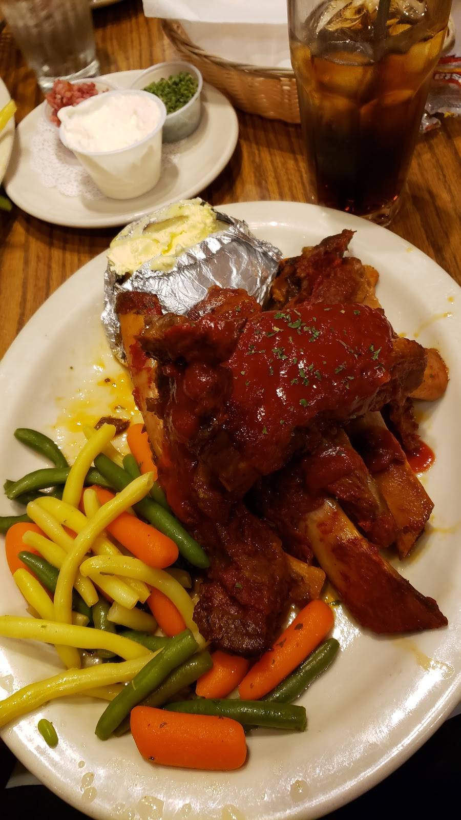 Wedgwood Broiler | restaurant | 8230 35th Ave NE, Seattle, WA 98115, USA | 2065231115 OR +1 206-523-1115