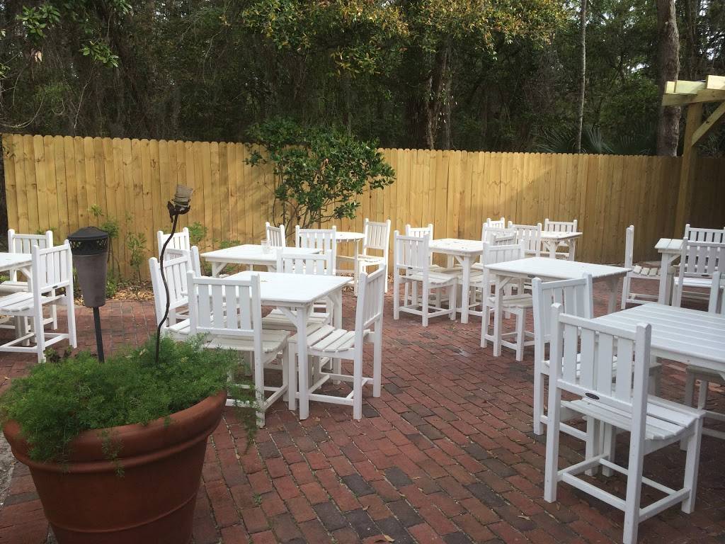 Horizons | restaurant | 5472 1st Coast Hwy, Fernandina Beach, FL 32034, USA | 9043212430 OR +1 904-321-2430