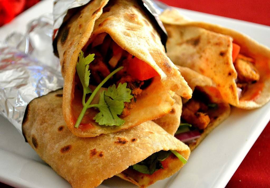 Pizza Plus | restaurant | 4 South St, New York, NY 10004, USA | 2129431800 OR +1 212-943-1800