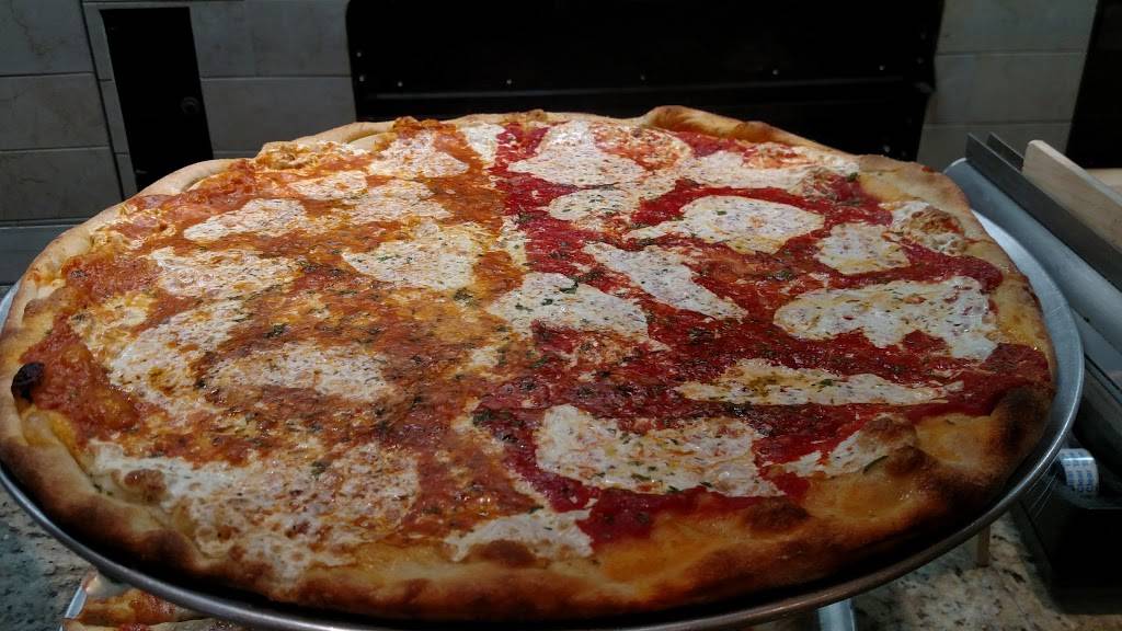 Monacos | restaurant | 414 Jerusalem Ave, Hicksville, NY 11801, USA | 5168304100 OR +1 516-830-4100