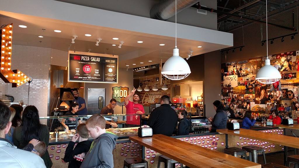 MOD Pizza | restaurant | 6447 Grand Ave, Gurnee, IL 60031, USA | 2246100766 OR +1 224-610-0766