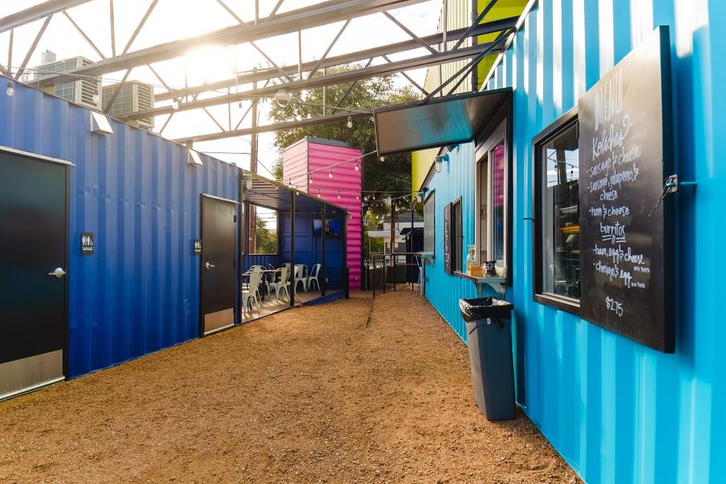 Kolache Korner | restaurant | 1081 S Akard St, Dallas, TX 75215, USA | 2142586330 OR +1 214-258-6330